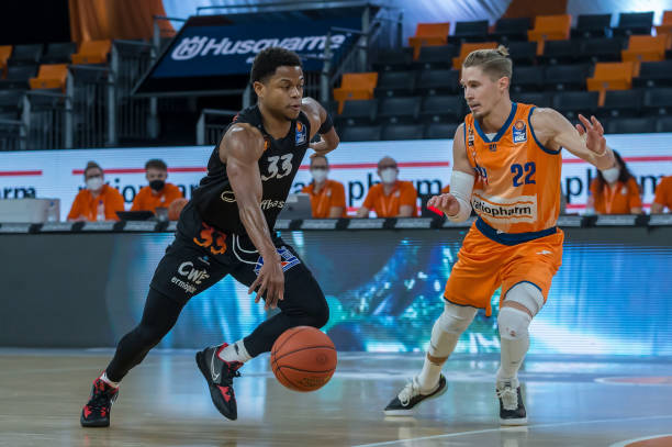 仁慕尼黑的 仁慕尼黑的