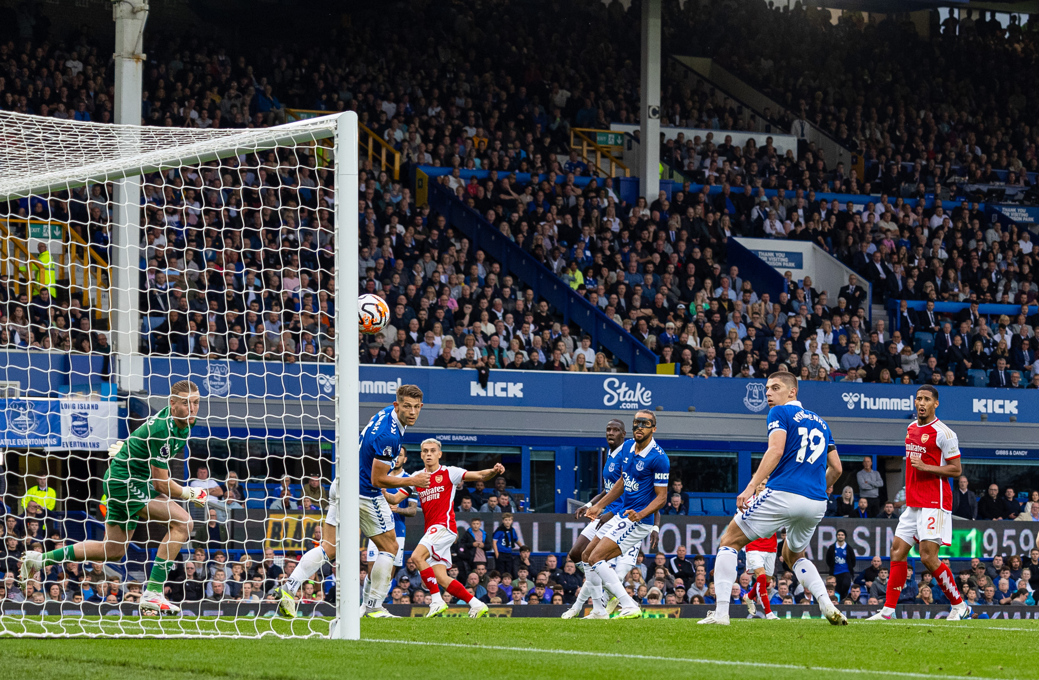 足坛的转会 足坛的转会